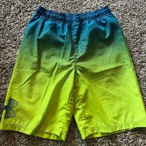 Boys Under Armour Swim Trunks, sz Medium